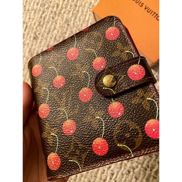 Louis Vuitton X Takashi Murakami Limited Monogram Cerises Compact Zippy Wallet - Picture 4 of 9